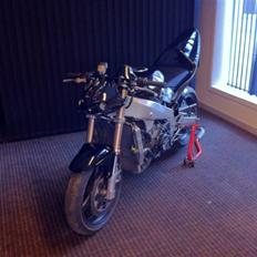 Kawasaki ZXR400 Streetfighter