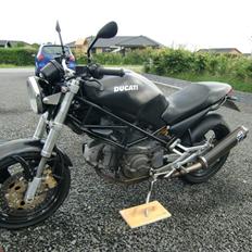 Ducati Monster 600
