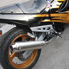 Suzuki gsx 600 f