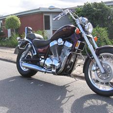 Suzuki Intruder vs 1400 SOLGT