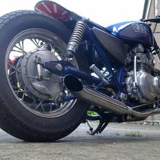 Suzuki - GS 400 -