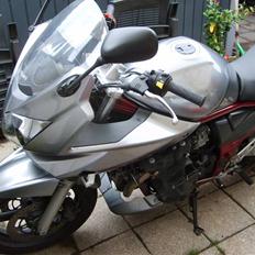 Suzuki GSF650/S