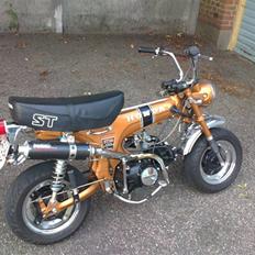 Honda ST 50 Dax