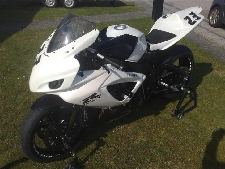 Suzuki GSXR 750 K7 BANERACER. SOLGT 8/10-12 billede 7