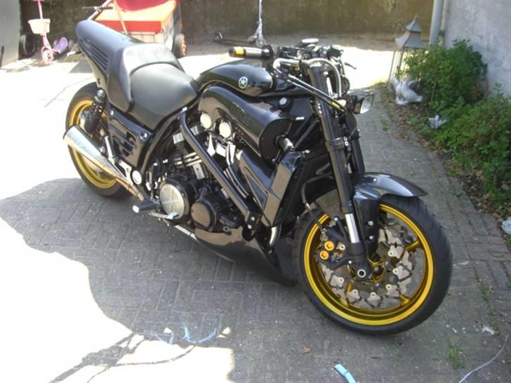 Yamaha v-max byttet billede 1