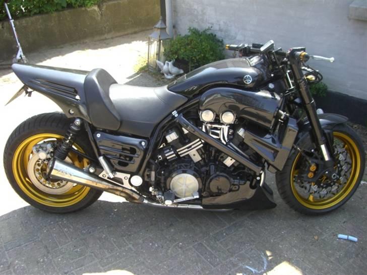 Yamaha v-max byttet billede 2