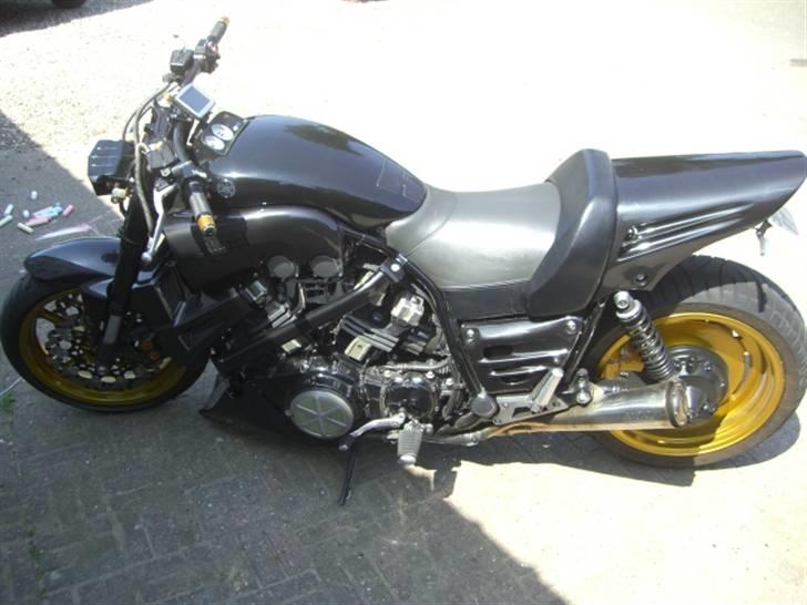Yamaha v-max byttet billede 5