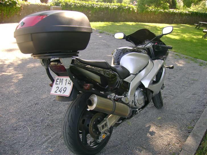 Yamaha YZF 1000 R SOLGT billede 6