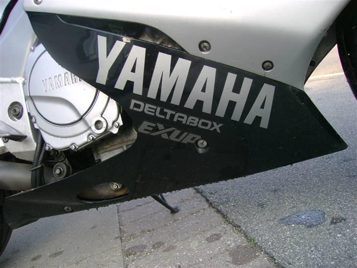 Yamaha YZF 1000 R SOLGT - Deltabox stel, og Exup ventil i udstødningen billede 14