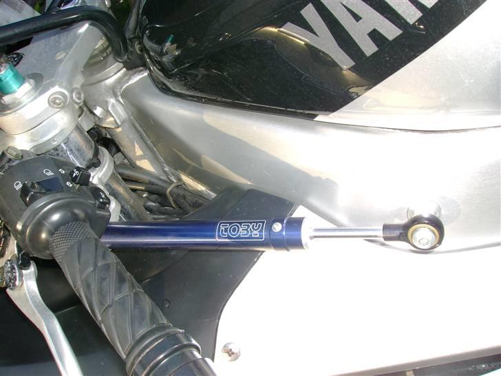 Yamaha YZF 1000 R SOLGT - Styrdæmper billede 15