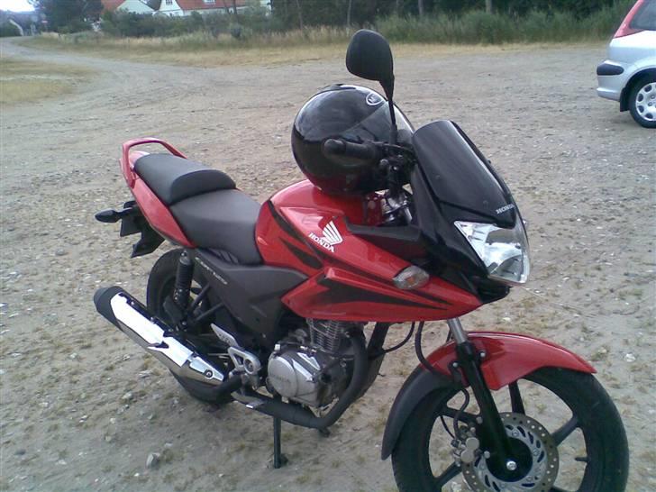 Honda CBF125 billede 1