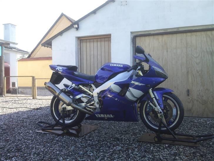 Yamaha YZF-R1 *stjålet* billede 5