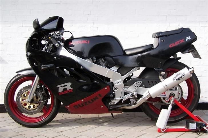 Suzuki GSXR 400 (Solgt) - Gammel lakering billede 8
