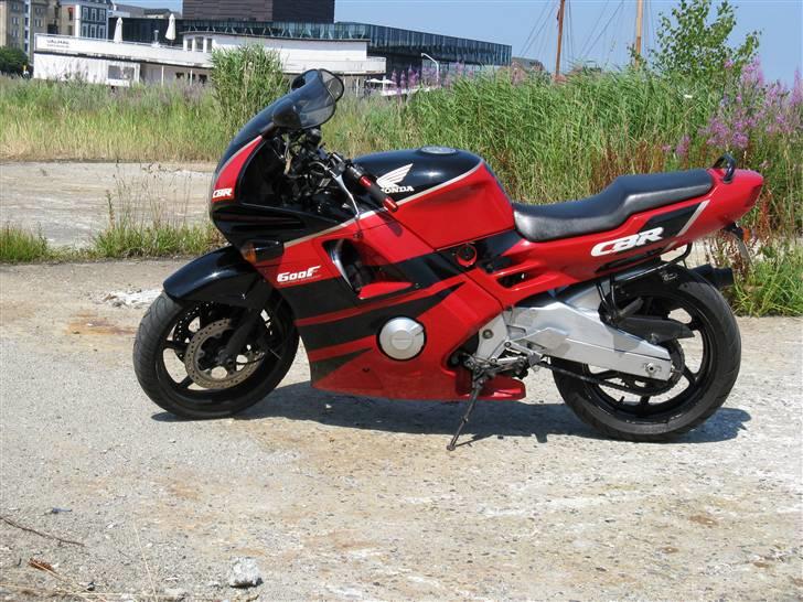 Honda CBR 600 F2 billede 8