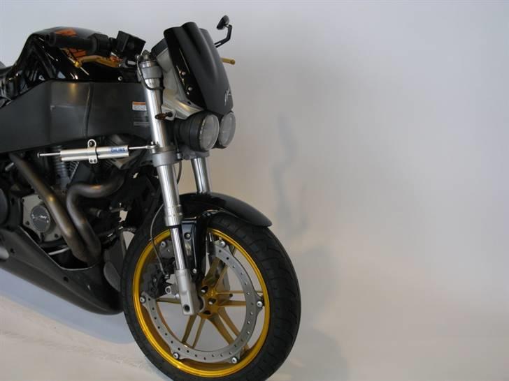 Buell Solgt billede 17
