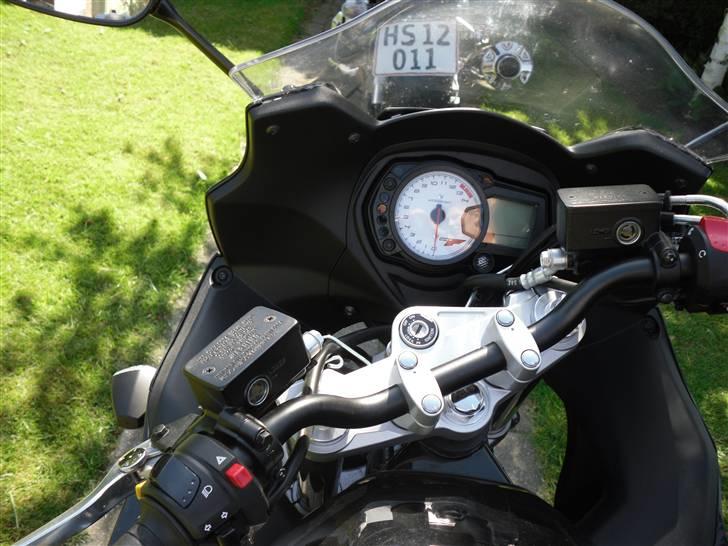 Suzuki GSX 650 F (SOLGT) billede 7