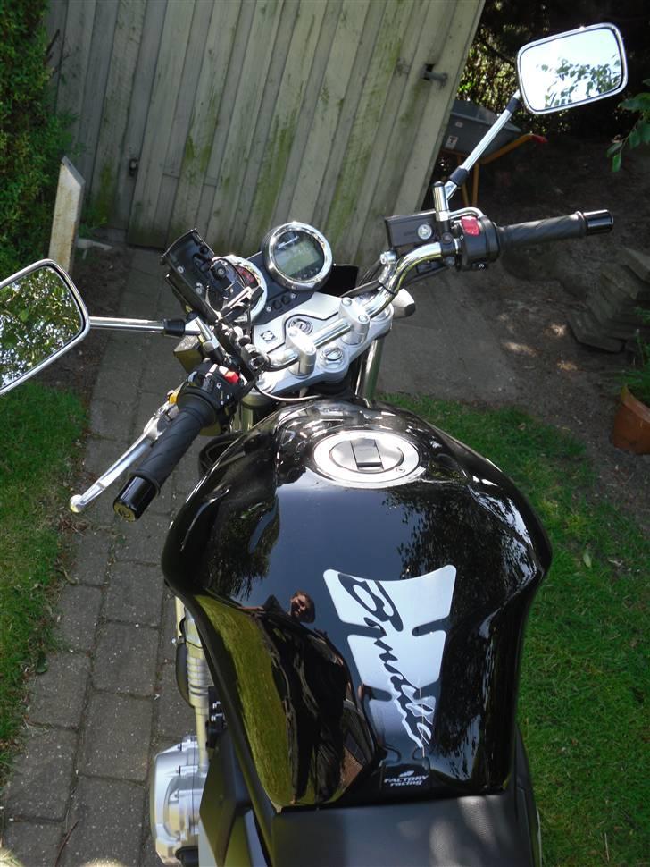 Suzuki GSF 1250 K8 (solgt) billede 17