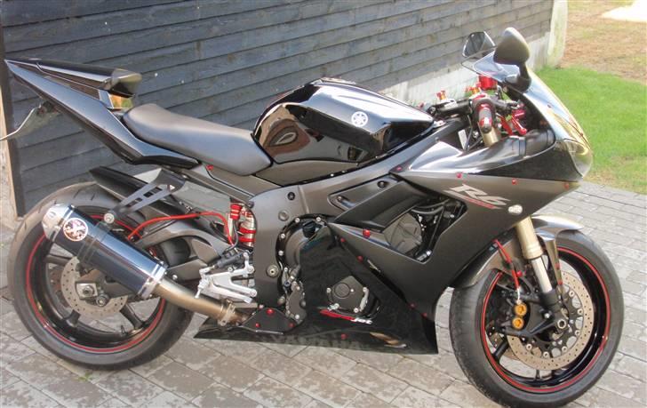Yamaha yzf r6 billede 1