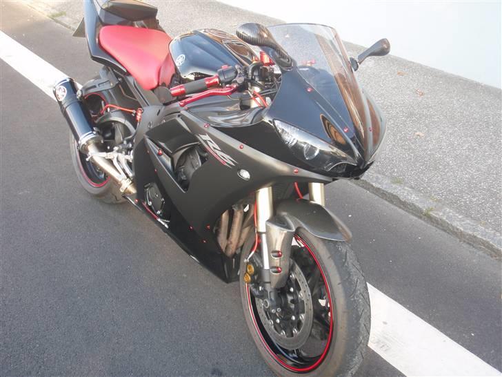 Yamaha yzf r6 billede 4