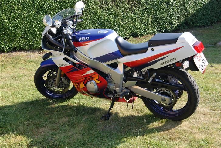 Yamaha FZR 600 Us Solgt billede 1