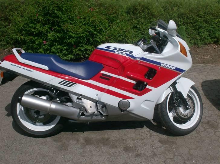 Honda cbr 1000f billede 3