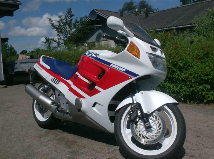 Honda cbr 1000f billede 1