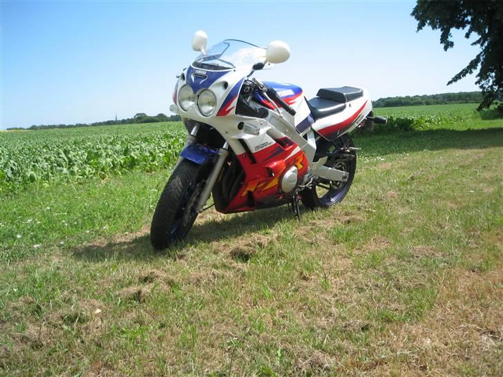 Yamaha FZR 600 Us Solgt billede 7