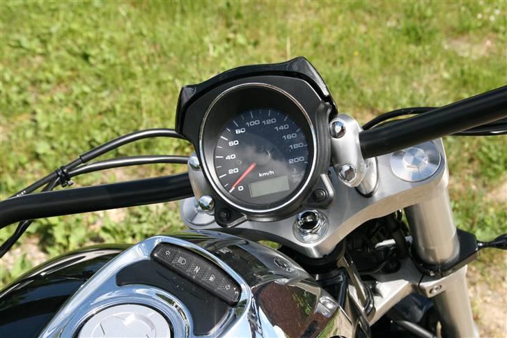 Suzuki M800 Intruder billede 6