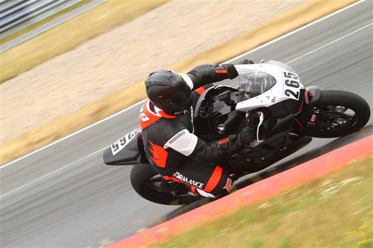 Honda CBR1000rr billede 15