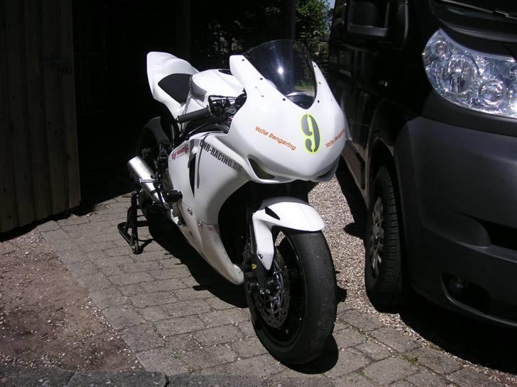 Honda CBR1000RR (solgt) billede 4
