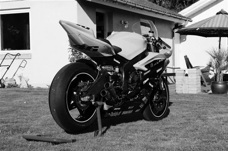 Yamaha R6 Knallerten - En gråvejrsdag... c",) billede 17