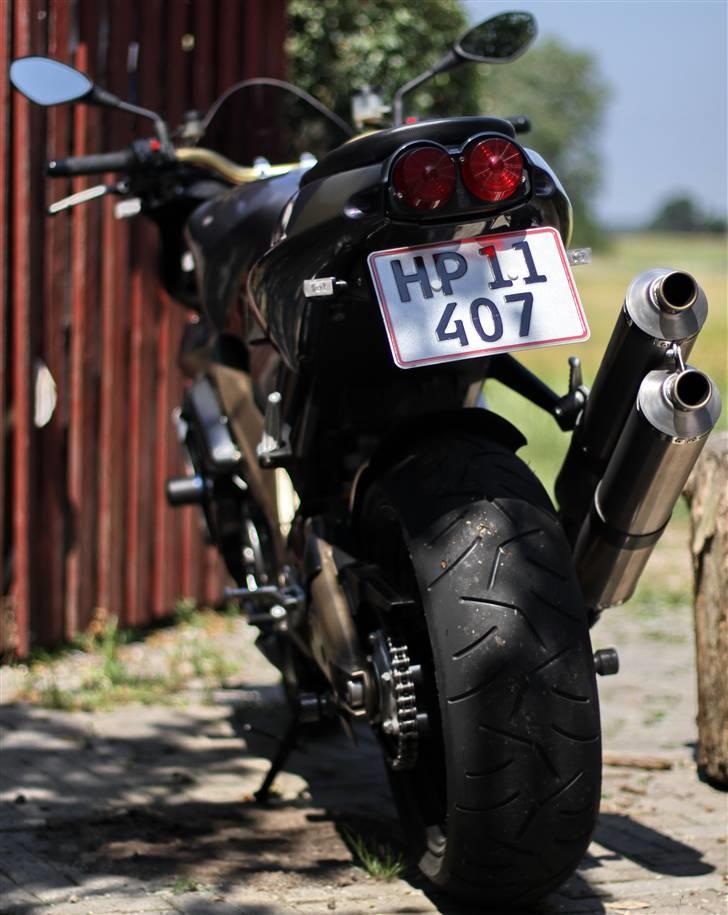 Aprilia RSV 1000 Tuono - Go´ røv....syntes jeg... billede 4