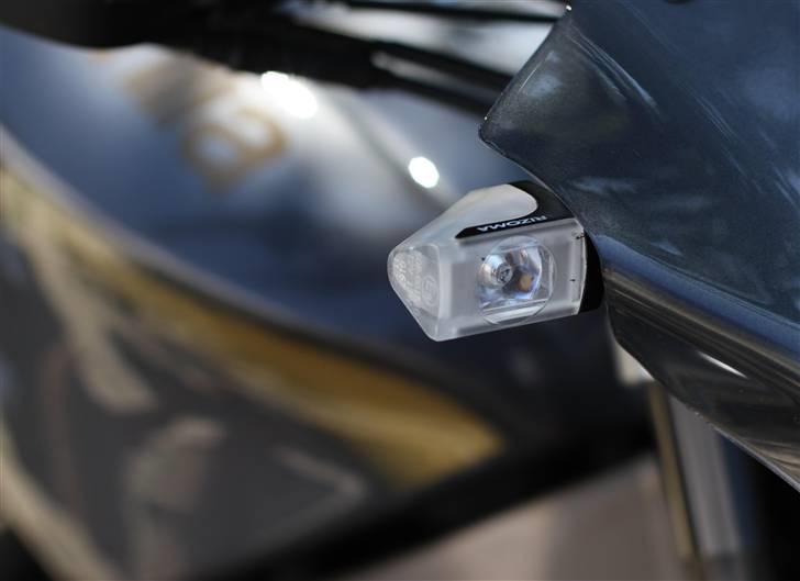 Aprilia RSV 1000 Tuono billede 9