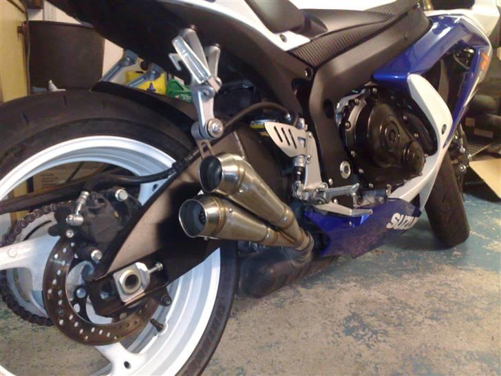 Suzuki GSXR 600 - så blev Lazer potten monteret feed lyd billede 13