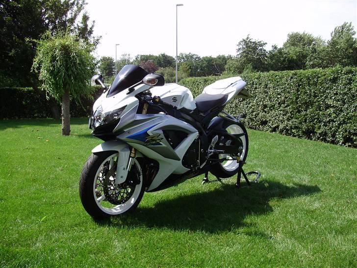 Suzuki GSXR 600 (SOLGT) billede 2