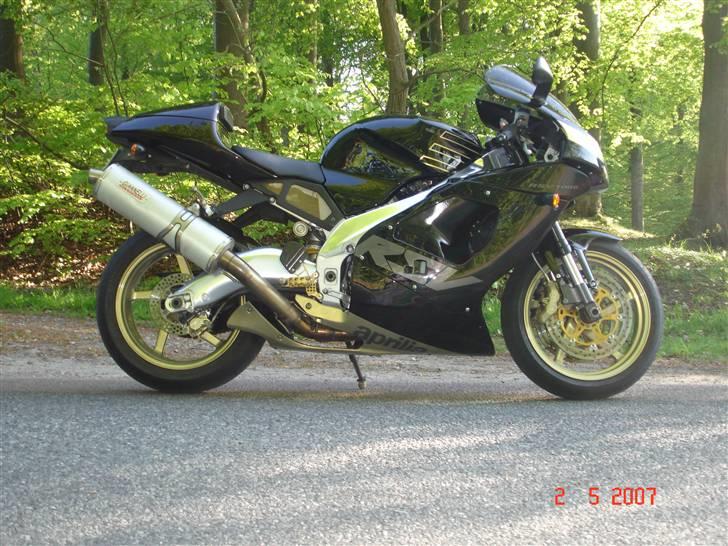 Aprilia RSV 1000 - Ældre billede billede 2