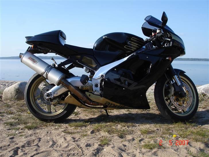 Aprilia RSV 1000 billede 6