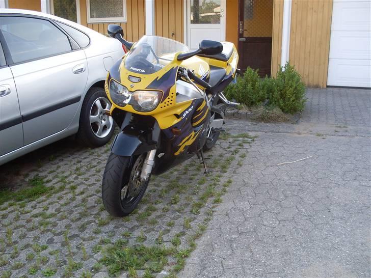 Honda CBR 900 RR REPSOL billede 5