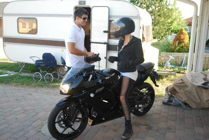 Kawasaki Ninja 250R billede 2