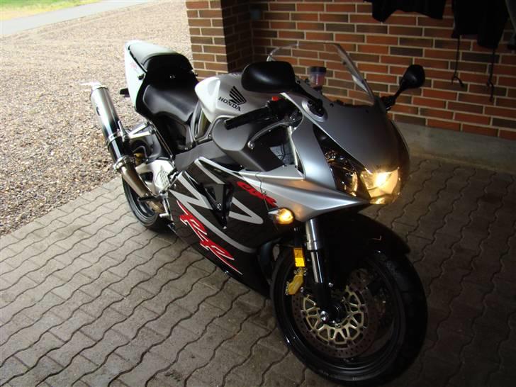 Honda cbr 954 RR (SOLGT) billede 2