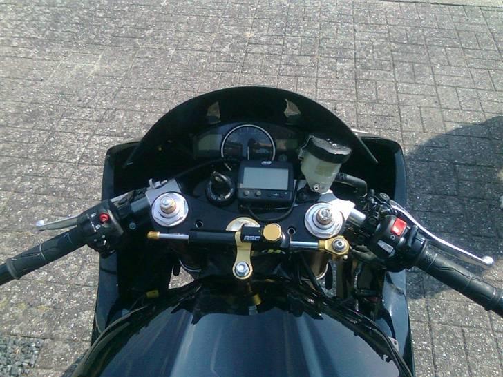 Yamaha YZF R6 billede 5