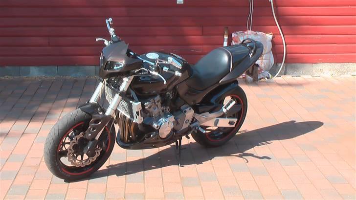 Honda Hornet - Så blev den næsten færdig billede 1