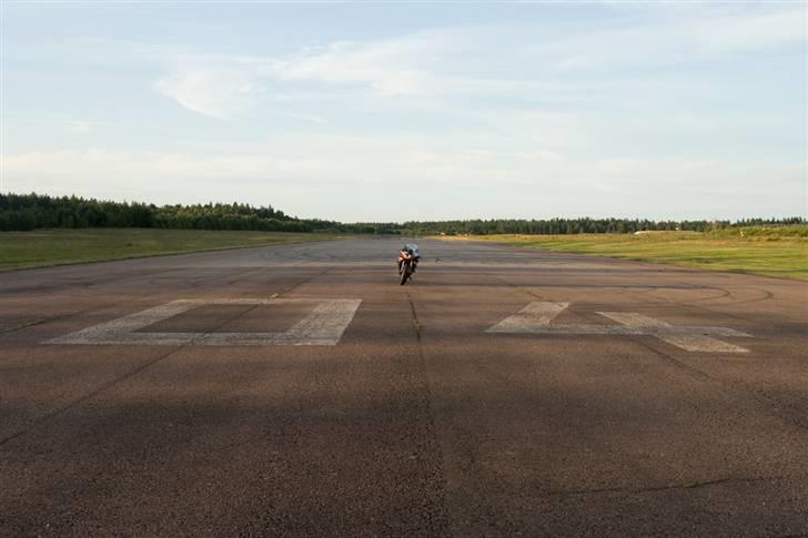 Yamaha YZF R1 Baneged - Anderstorp runway billede 14