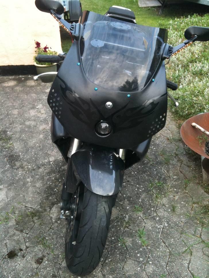 Honda CBR 900 RR Fireblade billede 2