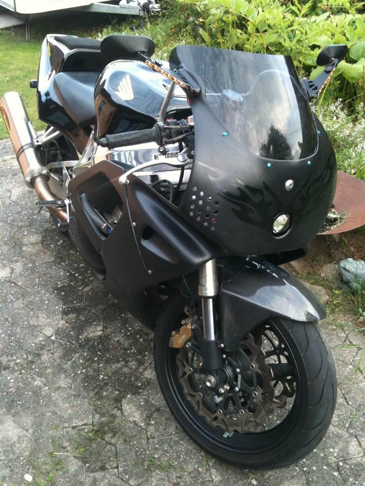 Honda CBR 900 RR Fireblade billede 3