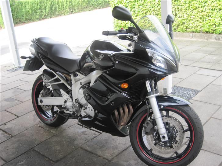 Yamaha FZ6-s billede 1