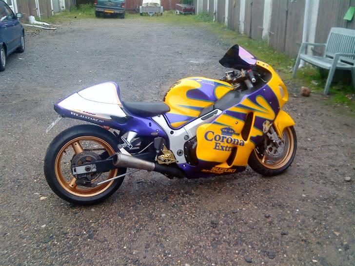 Suzuki gsxr 1300 hayabusa solgt billede 3