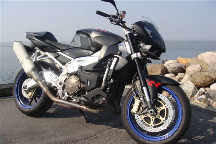Aprilia TUONO 1000 R  billede 1
