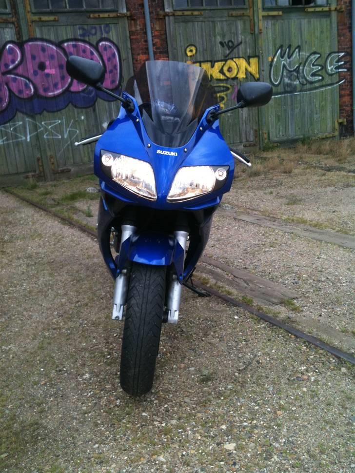 Suzuki sv650s TOTALSKADET billede 11