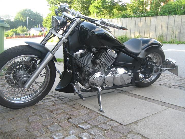 Yamaha DRAGSTAR CUSTOM "SOLGT" billede 3